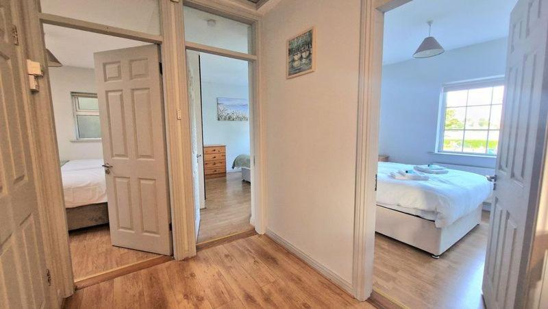 4 Bedroom Townhouse Galway Bagian luar foto
